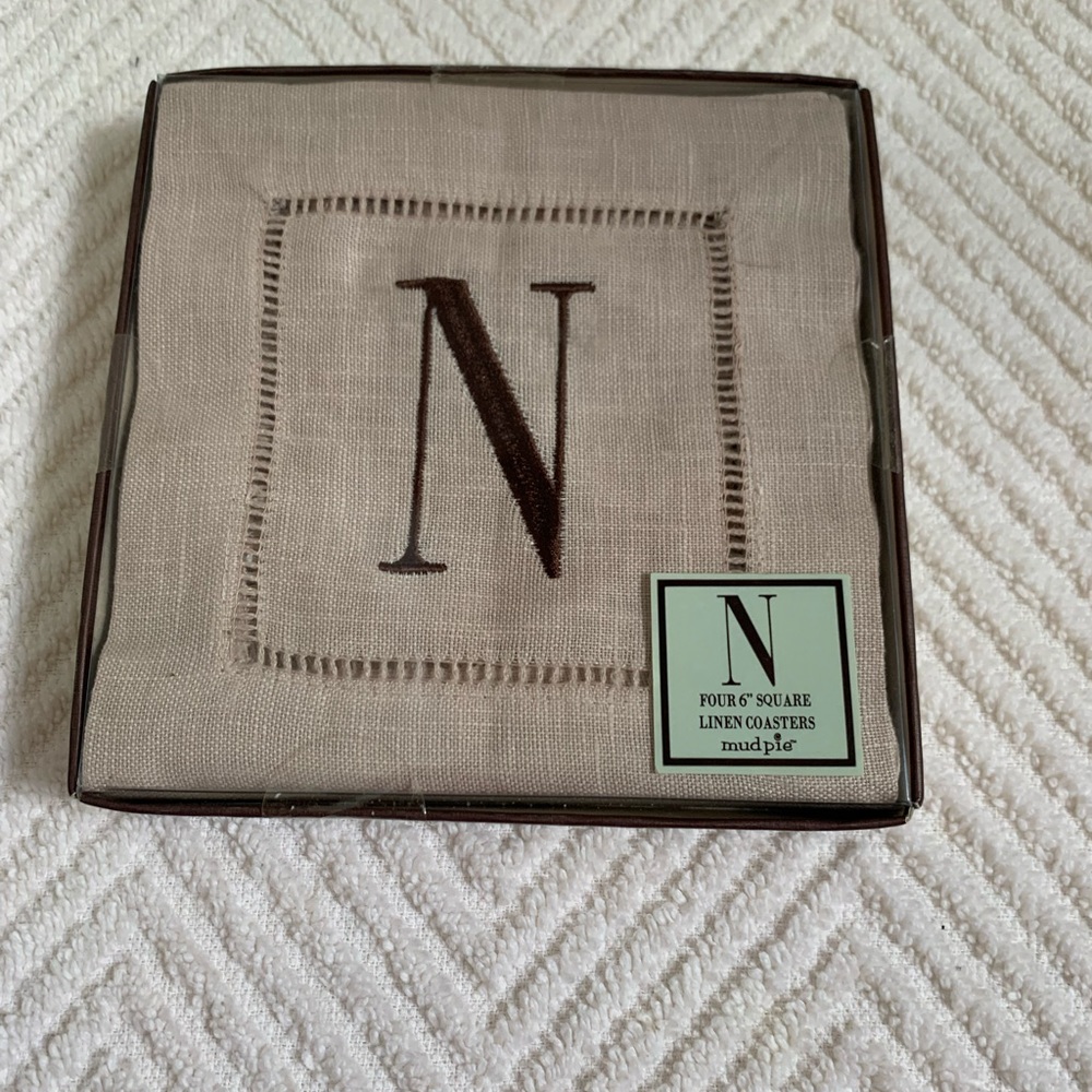 Mud pie Linen Coasters - “N”